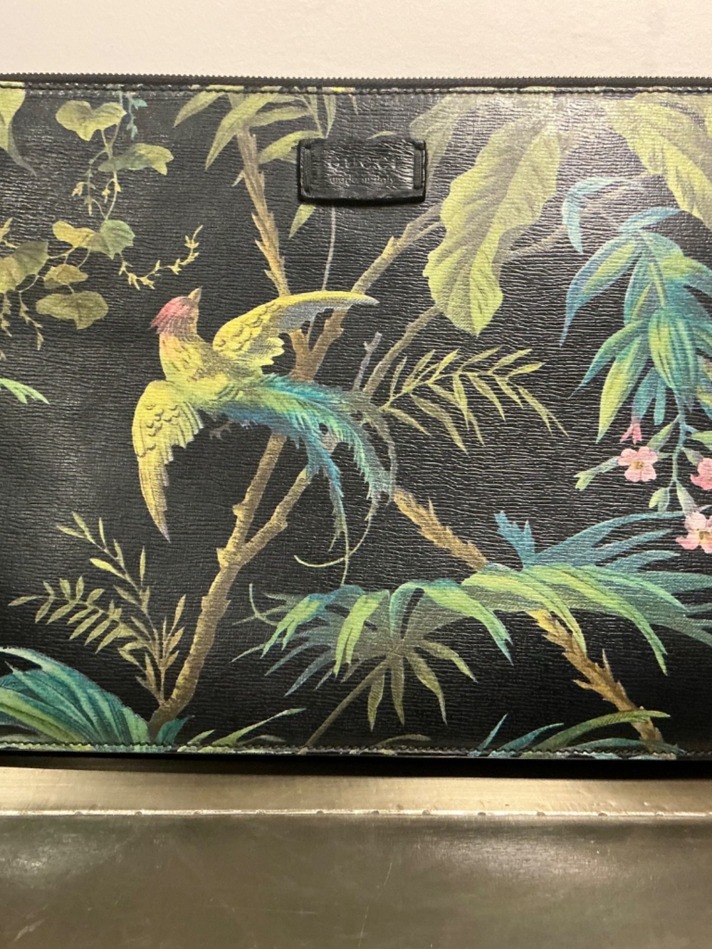 Gucci Black Leather Tropical Bird Print Clutch Pouch Bag Adjustable strap - Picture 2 of 16